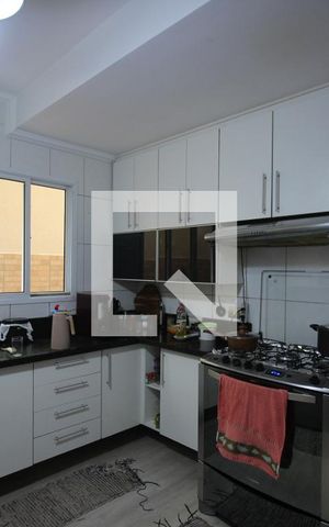 Casa à venda com 119m², 3 quartos e 2 vagasCozinha - Armários