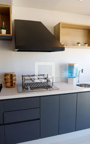 Apartamento à venda com 96m², 2 quartos e 2 vagas Apartamento à venda com 96m², 2 quartos e 2 vagasSacada