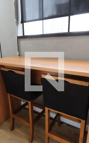 Apartamento à venda com 64m², 2 quartos e sem vagaEscritório