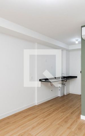 Studio para alugar com 32m², 1 quarto e sem vaga Studio para alugar com 32m², 1 quarto e sem vagaStudio