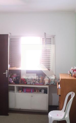 Casa à venda com 190m², 3 quartos e 3 vagasQuarto 2