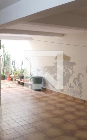 Casa à venda com 190m², 3 quartos e 3 vagasGaragem