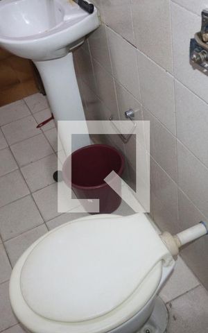 Casa à venda com 190m², 3 quartos e 3 vagasBanheiro 2