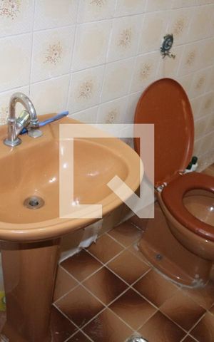 Casa à venda com 190m², 3 quartos e 3 vagasBanheiro 1