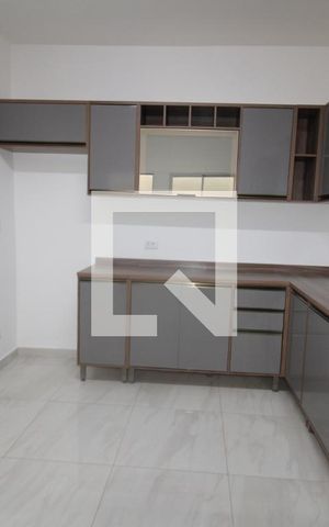 Casa para alugar com 70m², 1 quarto e 1 vagaSala / Cozinha