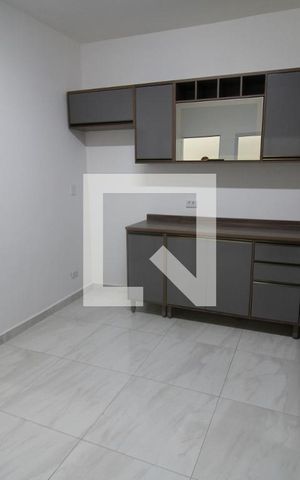 Casa para alugar com 70m², 1 quarto e 1 vagaSala / Cozinha