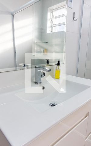 Casa de condomínio para alugar com 30m², 1 quarto e sem vagaBanheiro 
