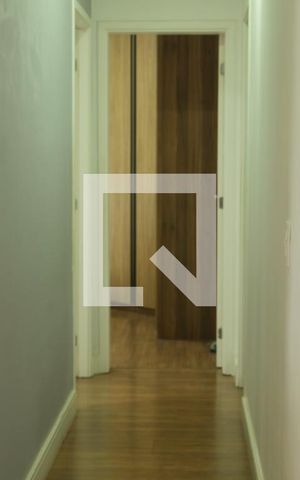Apartamento para alugar com 74m², 2 quartos e 1 vagaCorredor