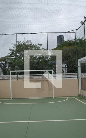Apartamento para alugar com 74m², 2 quartos e 1 vagaÁrea comum