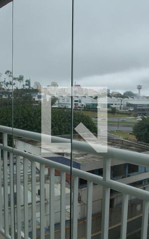 Apartamento para alugar com 74m², 2 quartos e 1 vagaVaranda