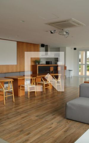 Apartamento para alugar com 74m², 2 quartos e 1 vagaÁrea comum