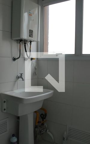 Apartamento para alugar com 74m², 2 quartos e 1 vagaÁrea de Serviço