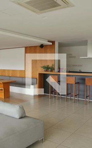 Apartamento para alugar com 74m², 2 quartos e 1 vagaÁrea comum