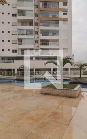 Apartamento à venda com 94m², 3 quartos e 2 vagas Apartamento à venda com 94m², 3 quartos e 2 vagasPiscina
