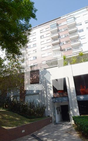 Apartamento para alugar com 38m², 1 quarto e 1 vagaFachado do condomínio
