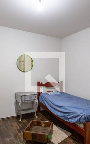 Casa à venda com 700m², 5 quartos e 2 vagas Casa à venda com 700m², 5 quartos e 2 vagasCasa de hospedes
