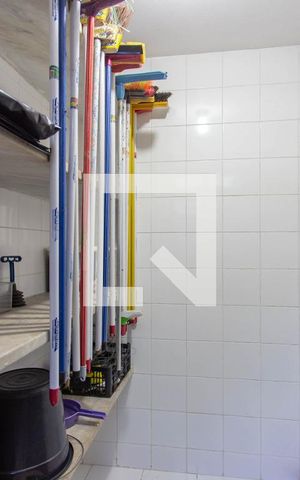Casa à venda com 700m², 5 quartos e 2 vagas Casa à venda com 700m², 5 quartos e 2 vagasCasa de hospedes