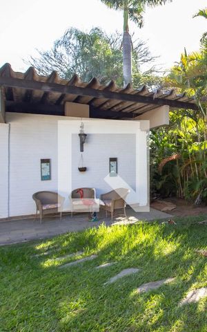 Casa à venda com 700m², 5 quartos e 2 vagas Casa à venda com 700m², 5 quartos e 2 vagasJardim