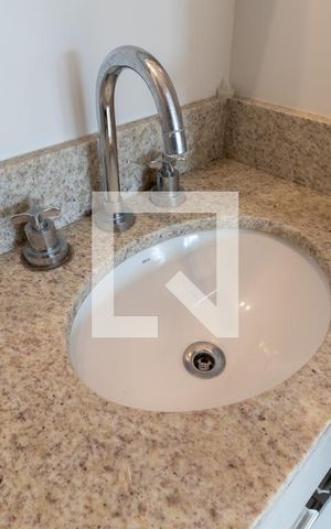 Apartamento à venda com 49m², 2 quartos e 1 vagaBanheiro 2