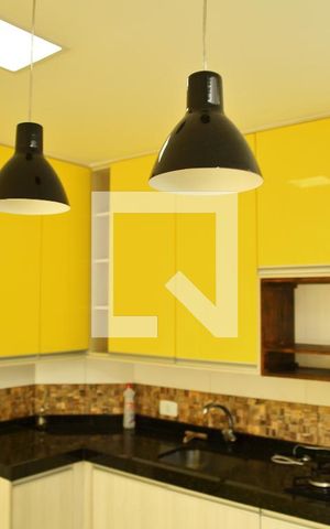 Apartamento à venda com 126m², 2 quartos e 2 vagasCozinha