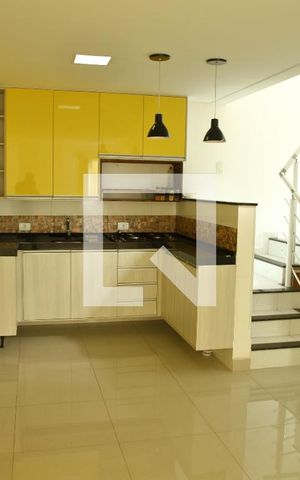 Apartamento à venda com 126m², 2 quartos e 2 vagasCozinha