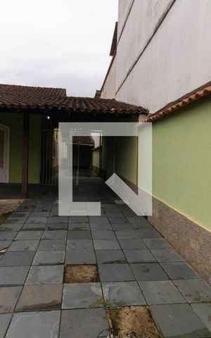 Casa para alugar com 230m², 3 quartos e 3 vagas Casa para alugar com 230m², 3 quartos e 3 vagasÁrea Externa