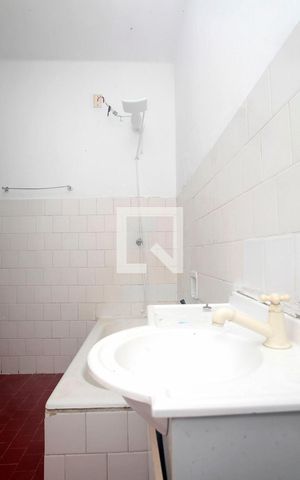 Apartamento para alugar com 63m², 2 quartos e sem vagaBanheiro