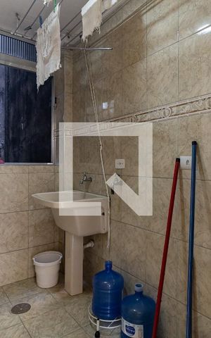 Apartamento à venda com 98m², 2 quartos e 1 vaga Apartamento à venda com 98m², 2 quartos e 1 vagaLavanderia