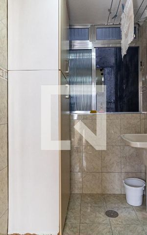 Apartamento à venda com 98m², 2 quartos e 1 vaga Apartamento à venda com 98m², 2 quartos e 1 vagaLavanderia