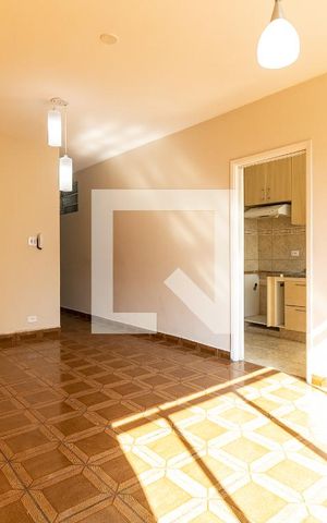 Apartamento à venda com 98m², 2 quartos e 1 vaga Apartamento à venda com 98m², 2 quartos e 1 vagaSala