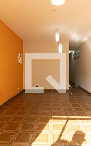 Apartamento à venda com 98m², 2 quartos e 1 vaga Apartamento à venda com 98m², 2 quartos e 1 vagaSala