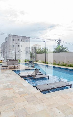 Apartamento para alugar com 41m², 2 quartos e 1 vaga Apartamento para alugar com 41m², 2 quartos e 1 vagaÁrea comum - Piscina