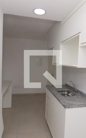 Apartamento à venda com 36m², 1 quarto e sem vagaCozinha e Área de Serviço