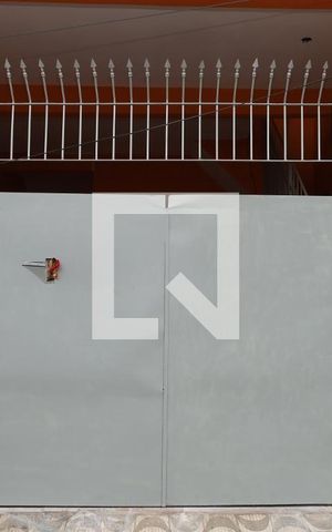 Casa para alugar com 150m², 2 quartos e 1 vagaFachada do Imóvel - Placa instalada