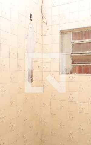 Casa para alugar com 150m², 2 quartos e 1 vagaBanheiro
