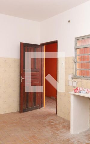 Casa para alugar com 150m², 2 quartos e 1 vagaCozinha
