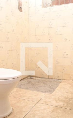 Casa para alugar com 150m², 2 quartos e 1 vagaBanheiro
