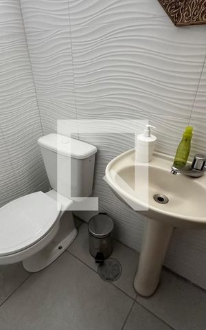 Casa à venda com 146m², 4 quartos e 2 vagasLavabo