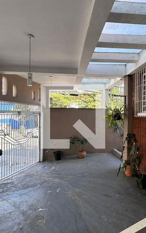 Casa à venda com 146m², 4 quartos e 2 vagasGaragem