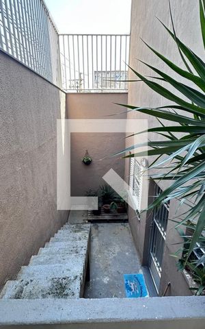 Casa à venda com 146m², 4 quartos e 2 vagasEntrada Externa Suíte