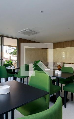 Studio para alugar com 25m², 1 quarto e sem vaga Studio para alugar com 25m², 1 quarto e sem vagaSalão de Festas