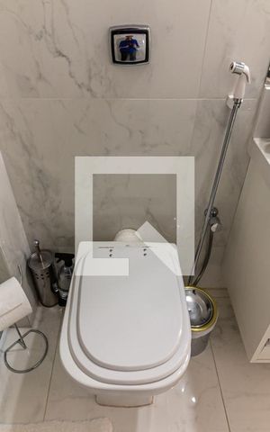 Apartamento à venda com 154m², 3 quartos e sem vaga Apartamento à venda com 154m², 3 quartos e sem vagaSuíte - Banheiro 1