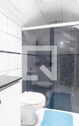 Casa para alugar com 400m², 3 quartos e 8 vagas Casa para alugar com 400m², 3 quartos e 8 vagasBanheiro da Suíte 3