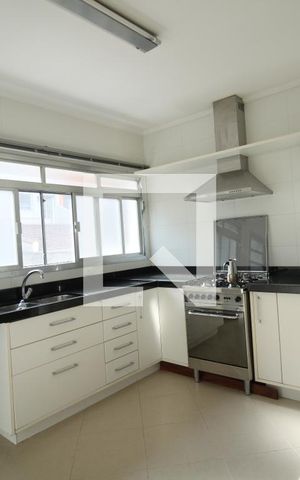 Casa à venda com 279m², 3 quartos e 6 vagasCozinha