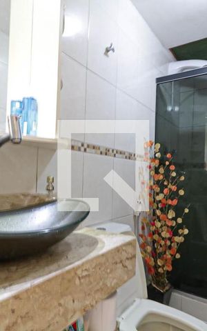 Apartamento à venda com 70m², 2 quartos e 1 vaga Apartamento à venda com 70m², 2 quartos e 1 vagaBanheiro