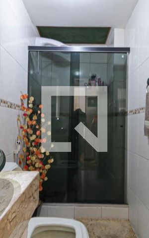 Apartamento à venda com 70m², 2 quartos e 1 vaga Apartamento à venda com 70m², 2 quartos e 1 vagaBanheiro