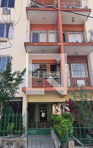 Apartamento à venda com 70m², 2 quartos e 1 vaga Apartamento à venda com 70m², 2 quartos e 1 vagaFachada do Condomínio com placa