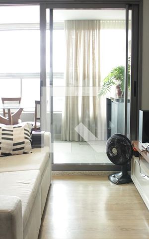 Apartamento para alugar com 66m², 1 quarto e 1 vagaSala