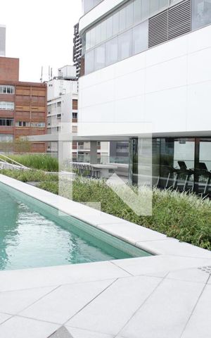 Apartamento para alugar com 66m², 1 quarto e 1 vagaPiscina
