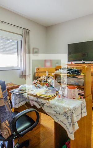 Casa à venda com 400m², 3 quartos e 4 vagas Casa à venda com 400m², 3 quartos e 4 vagasQuarto 1